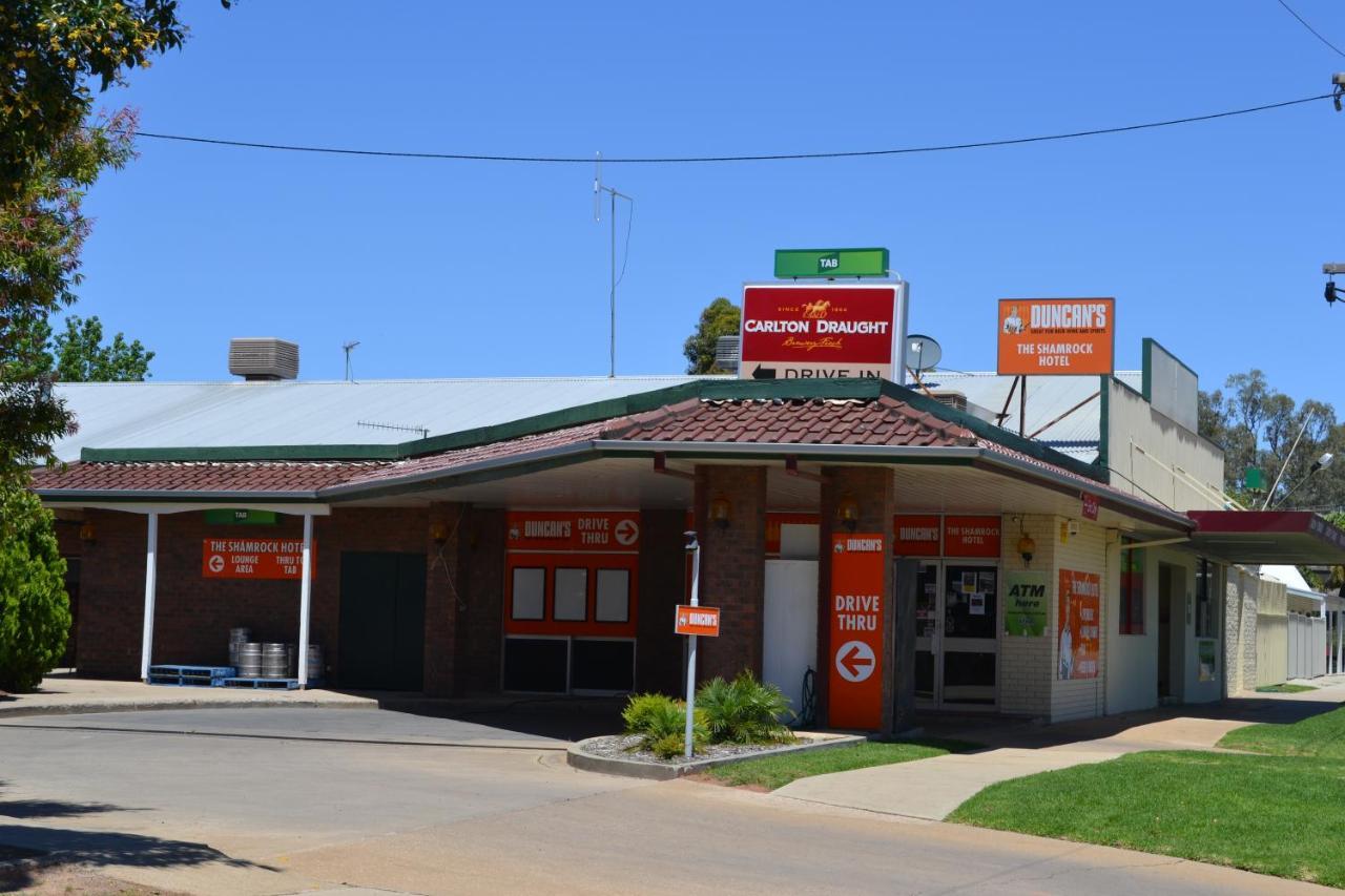 The Shamrock Hotel Balranald Exterior photo